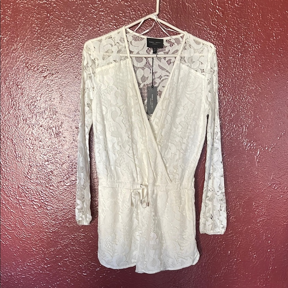 White Lace Long Sleeve Romper - Picture 3 of 5